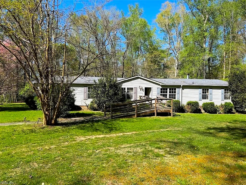 6377 Wild Acres Trl, Gloucester — photo