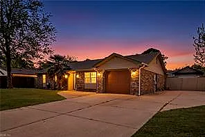 5445 Hunt Club Dr, Virginia Beach — photo