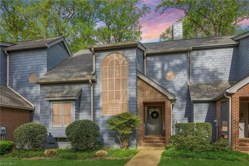 314 Archers Mead, Williamsburg — photo