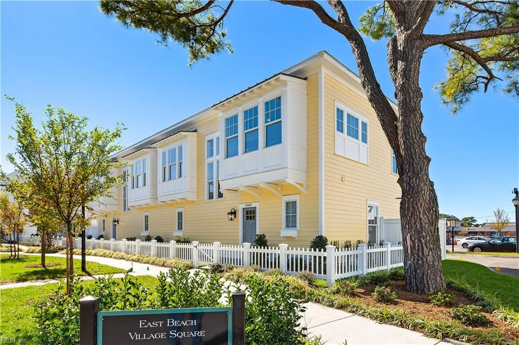 9569 23rd Bay ST, NORFOLK VA 23518