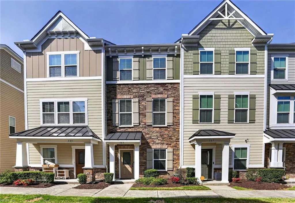 585 Marc Smiley RD, CHESAPEAKE VA 23324