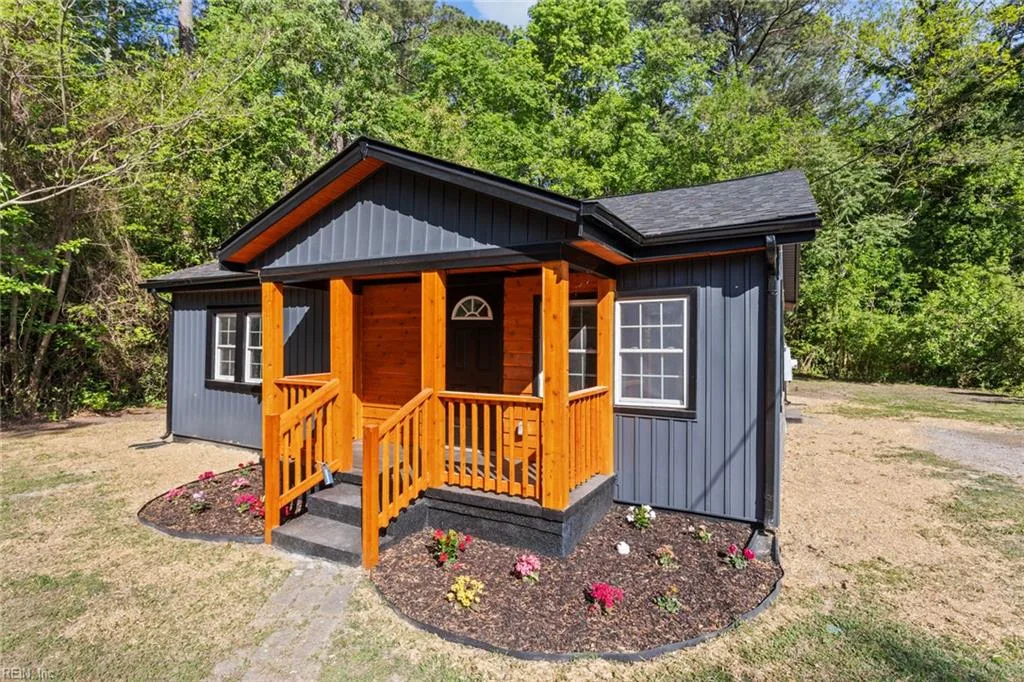 826 McKinley AVE, SUFFOLK VA 23434