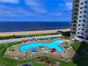 100 E Ocean View AVE #1009, NORFOLK VA 23503
