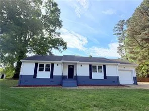 4 Edith Key ST, HAMPTON VA 23666