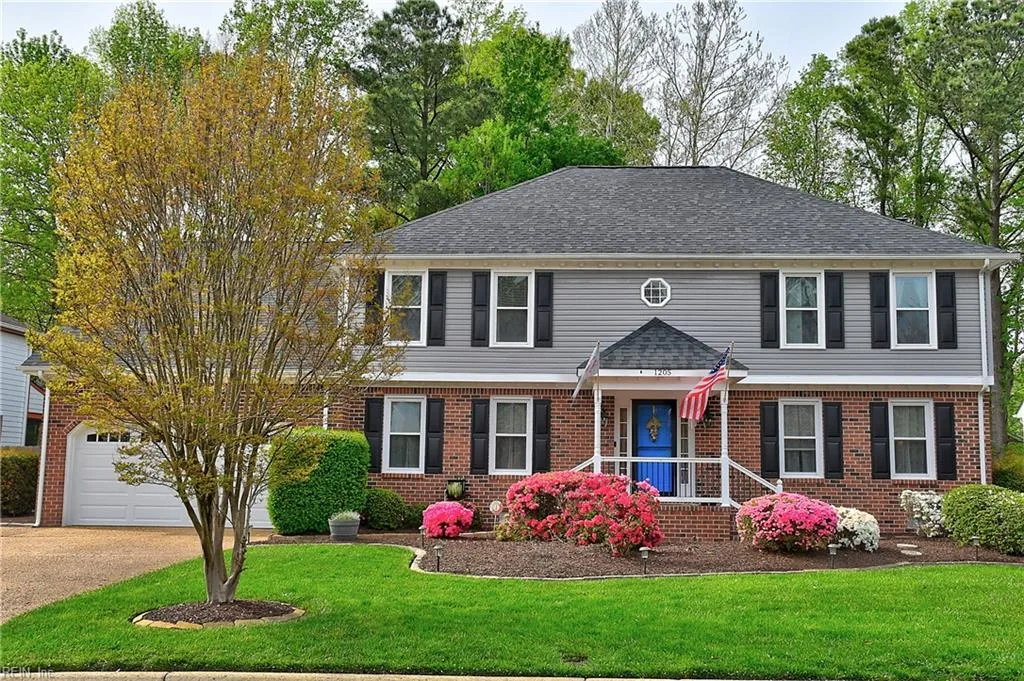 1205 Heathcliff Dr, Virginia Beach — photo