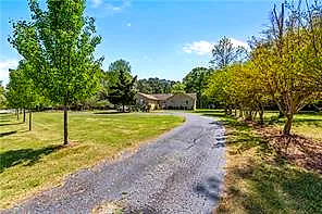 1905 Hallmark Way, Chesapeake — photo