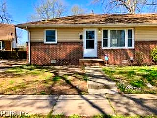 9403 Warwick Ave, Norfolk — photo