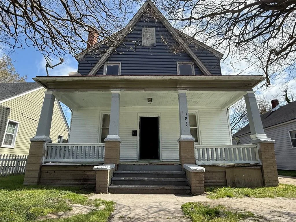 1925 Elm AVE, PORTSMOUTH VA 23704