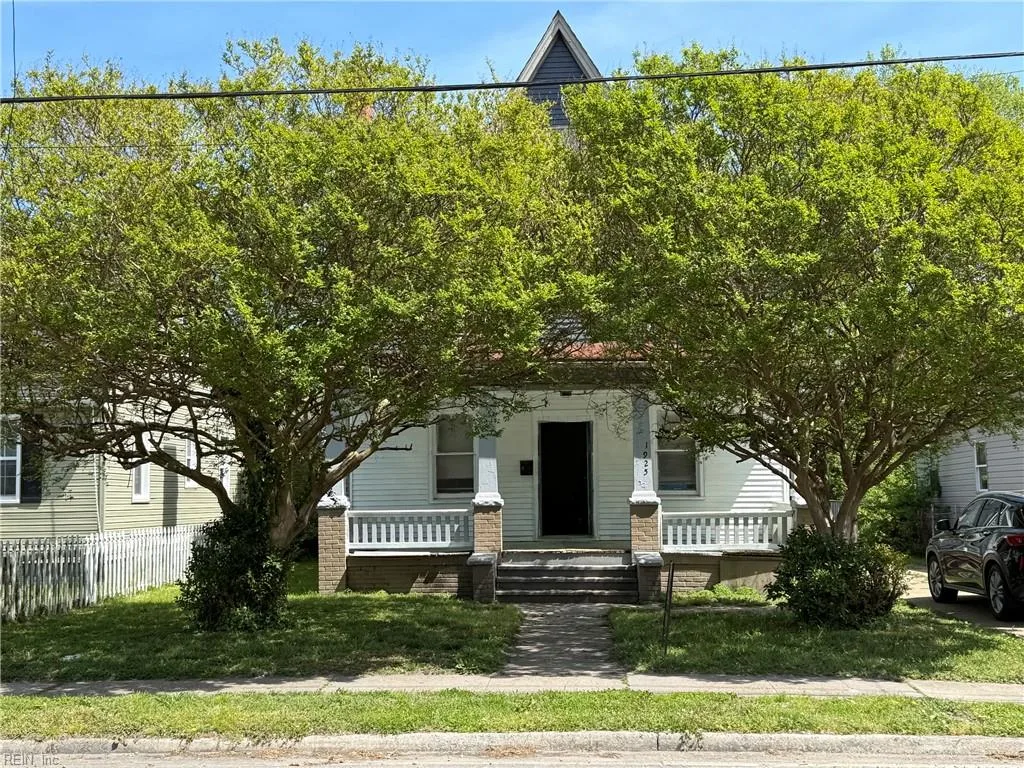 1925 Elm Ave, Portsmouth — photo