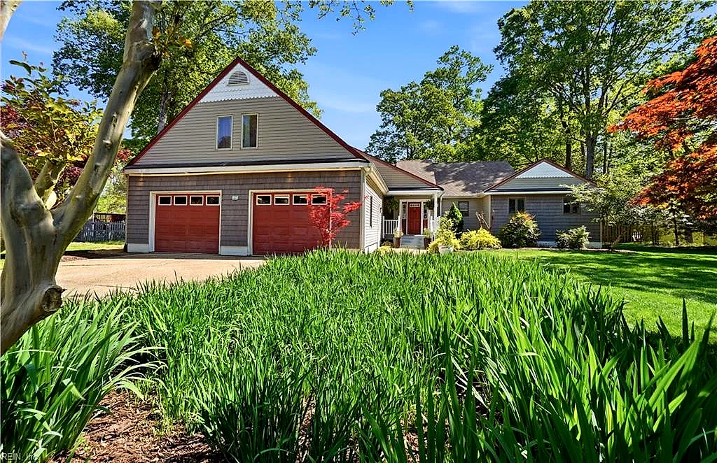 117 Larchwood Rd, Yorktown — photo