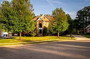 1507 Burrowin Dr, Chesapeake — photo