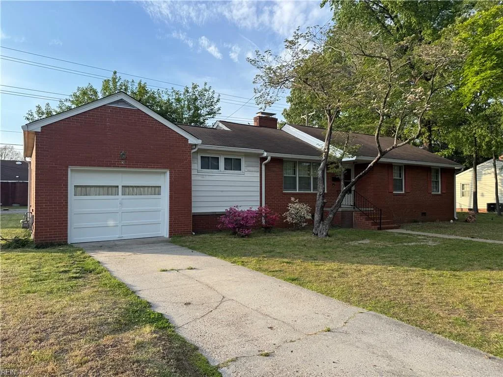 5 Nutmeg Quarter PL, NEWPORTNEWS VA 23606