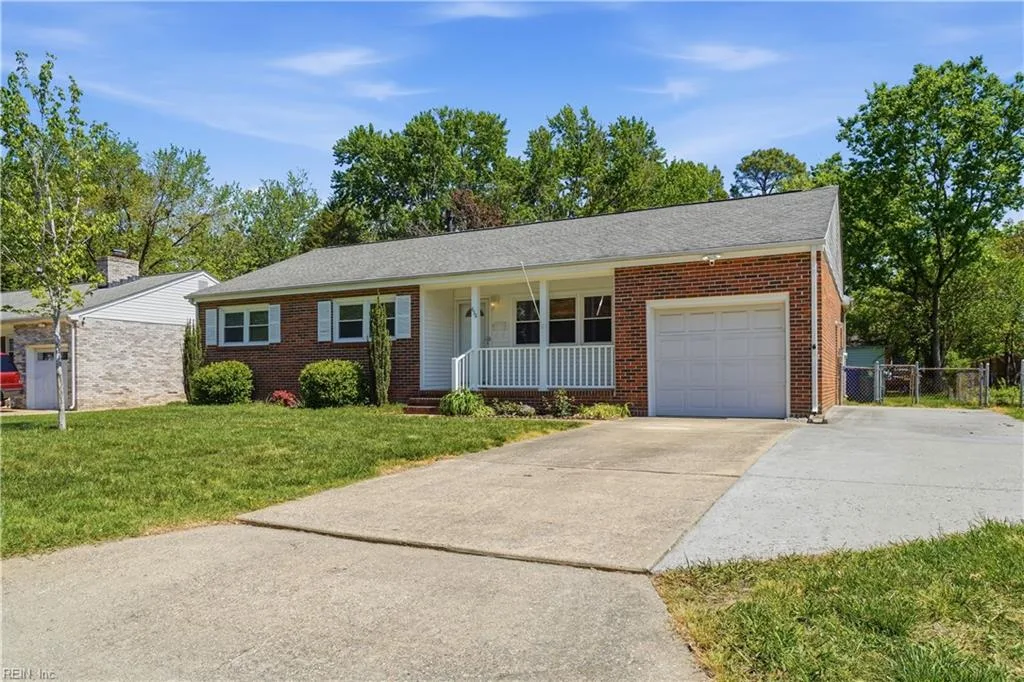 416 Lanyard RD, NEWPORTNEWS VA 23602