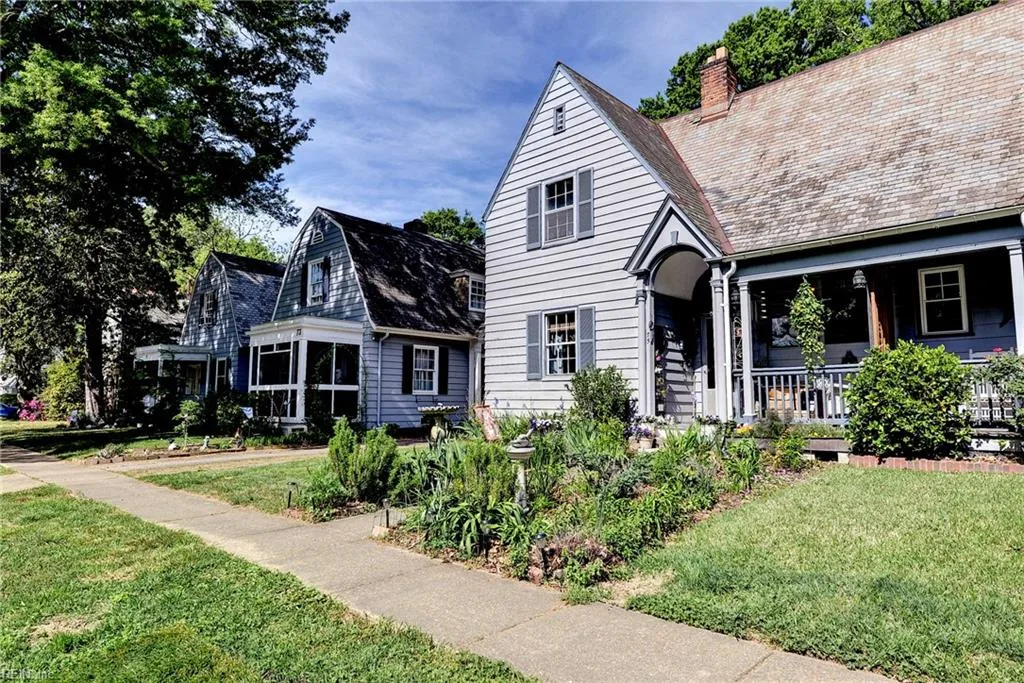 75 Post ST, NEWPORTNEWS VA 23601