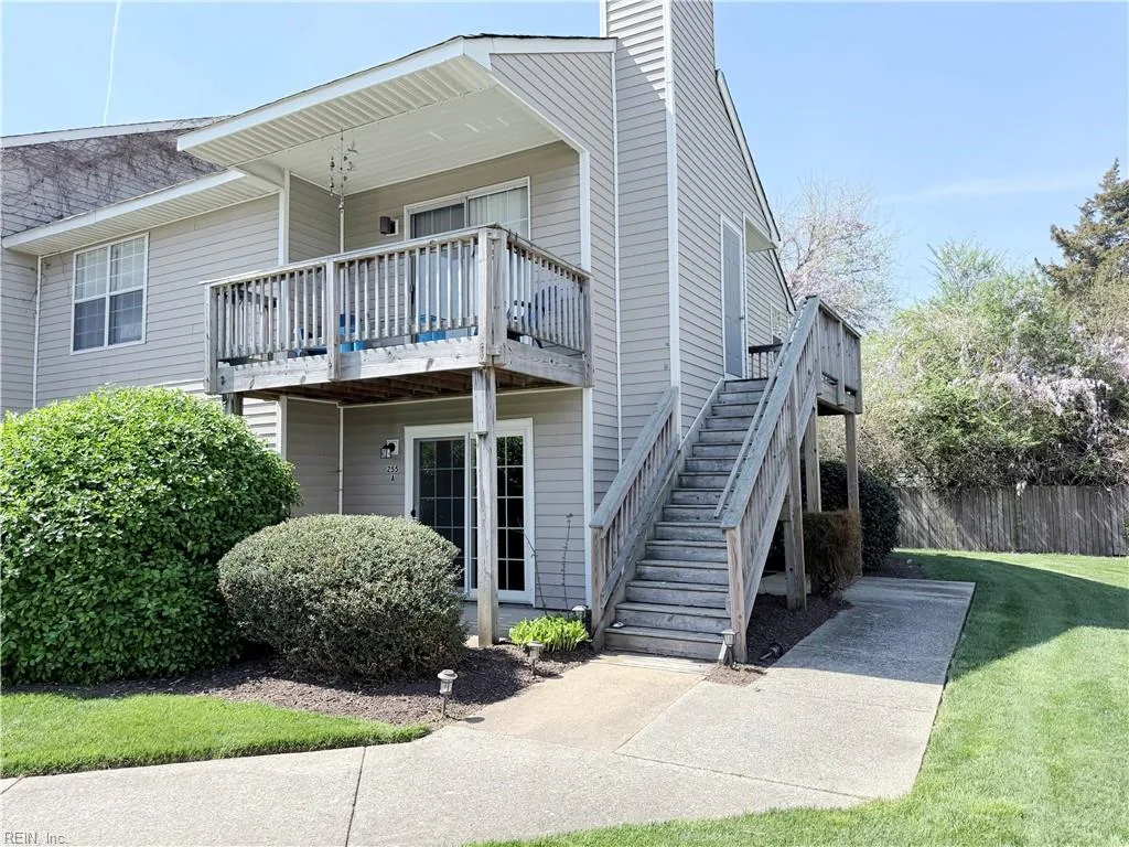255 Lantana LN #A, HAMPTON VA 23669