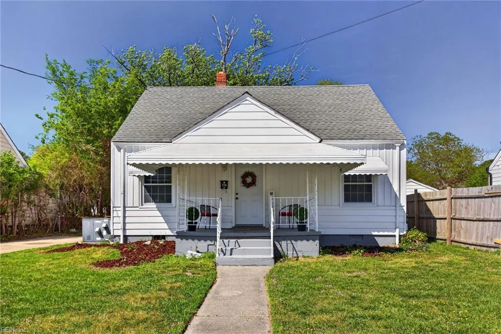 706 Newport News AVE, HAMPTON VA 23669