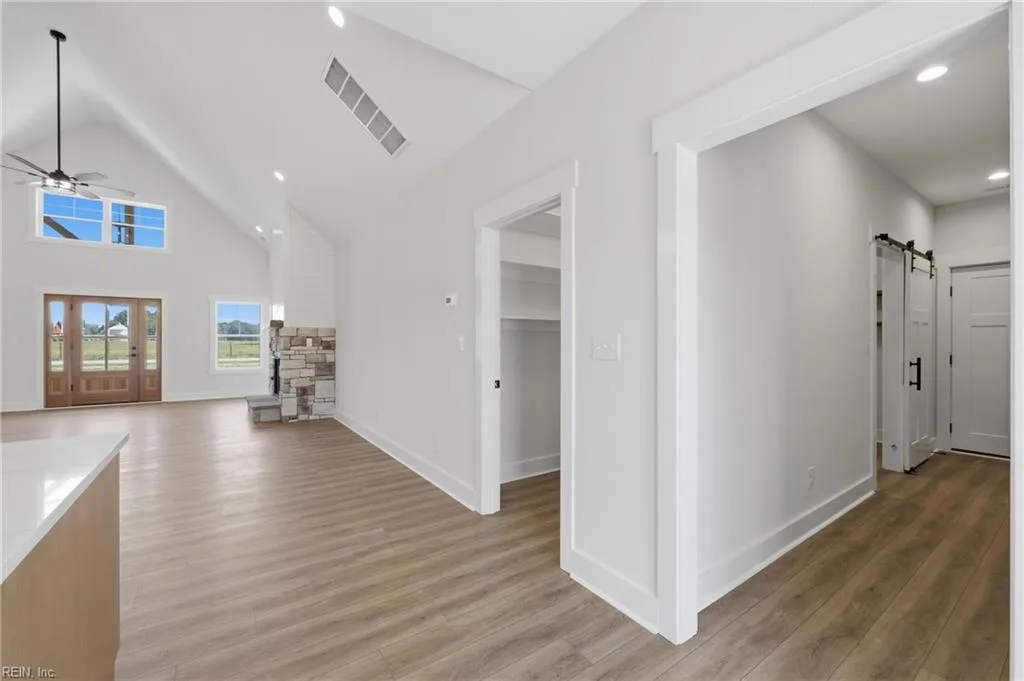 14002 Old Suffolk Rd, Windsor — photo