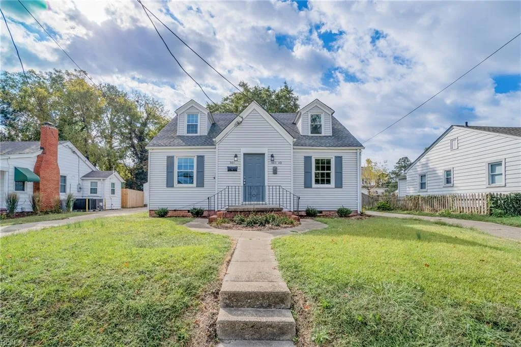 3611 King St #1/2, Portsmouth — photo