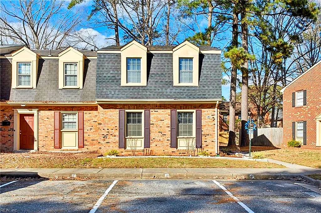 380 Circuit Ln #F, Newport News — photo