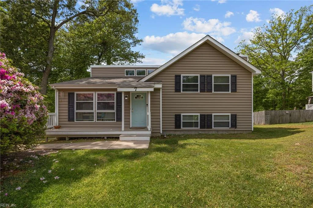 7 Cathy DR, NEWPORTNEWS VA 23608