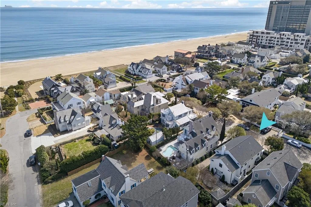 111 44th St, Virginia Beach — photo