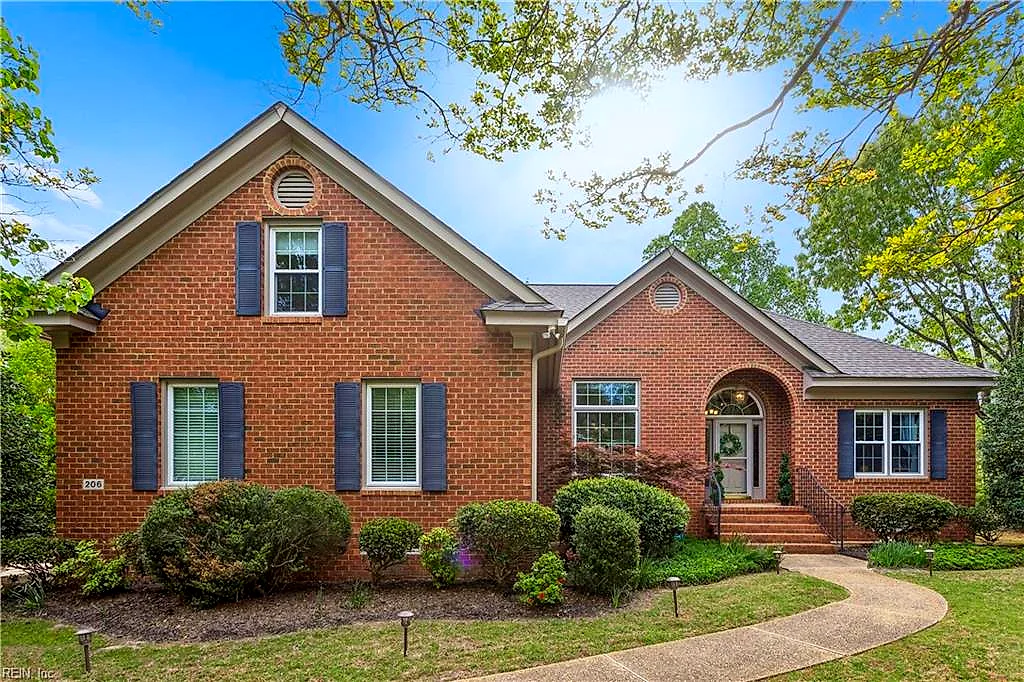 206 Lakewood Dr, Williamsburg — photo