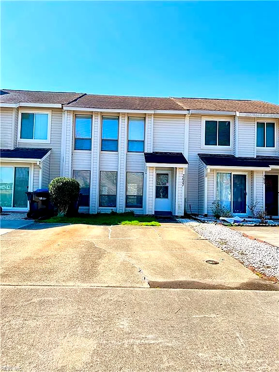 3657 Smokey Chamber Dr, Virginia Beach — photo