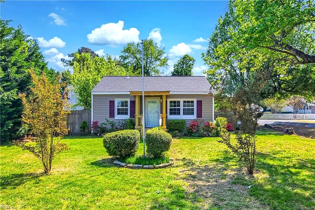 317 Richmond Dr, Hampton — photo