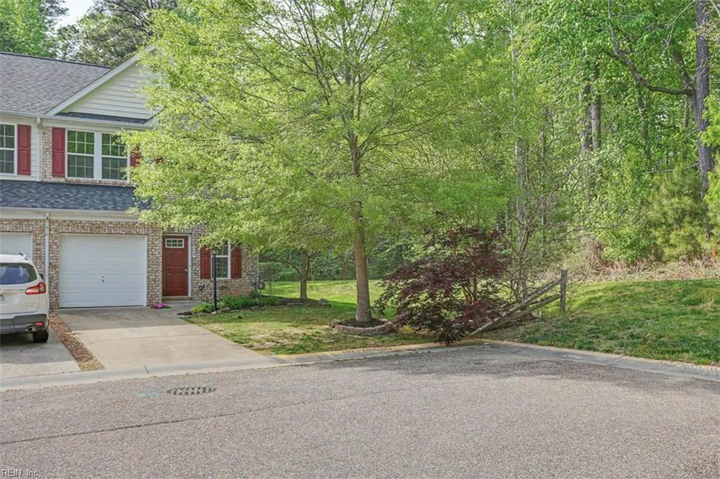 509 Alexia LN, YORKTOWN VA 23690