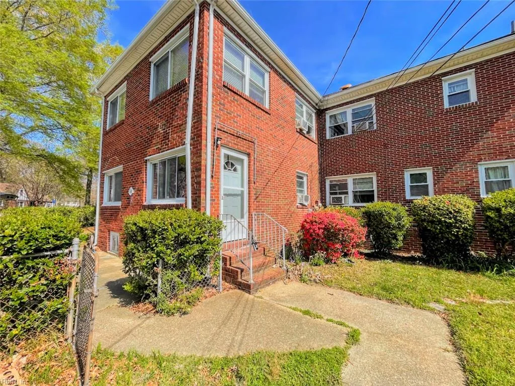7467 Hampton Blvd #1, Norfolk — photo