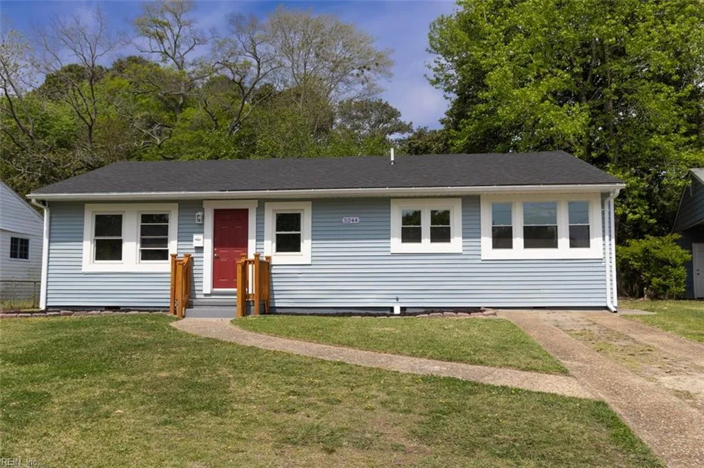 5244 Silvey DR, NORFOLK VA 23502