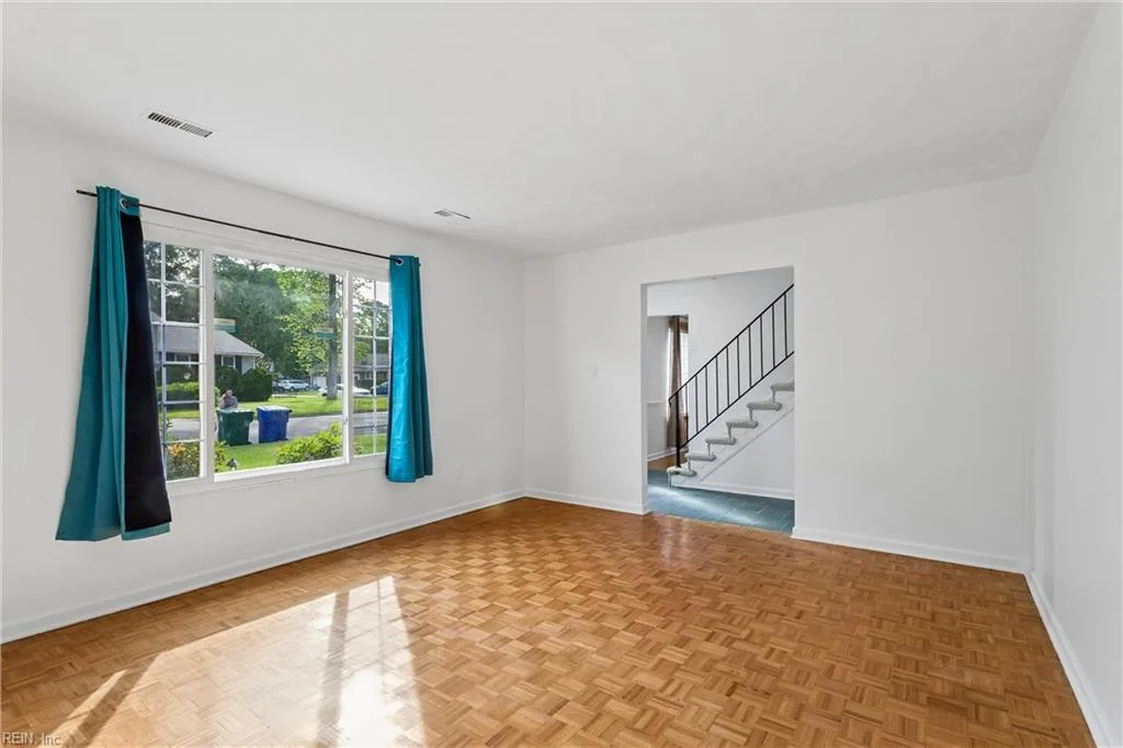821 Greenwich Ln, Newport News — photo