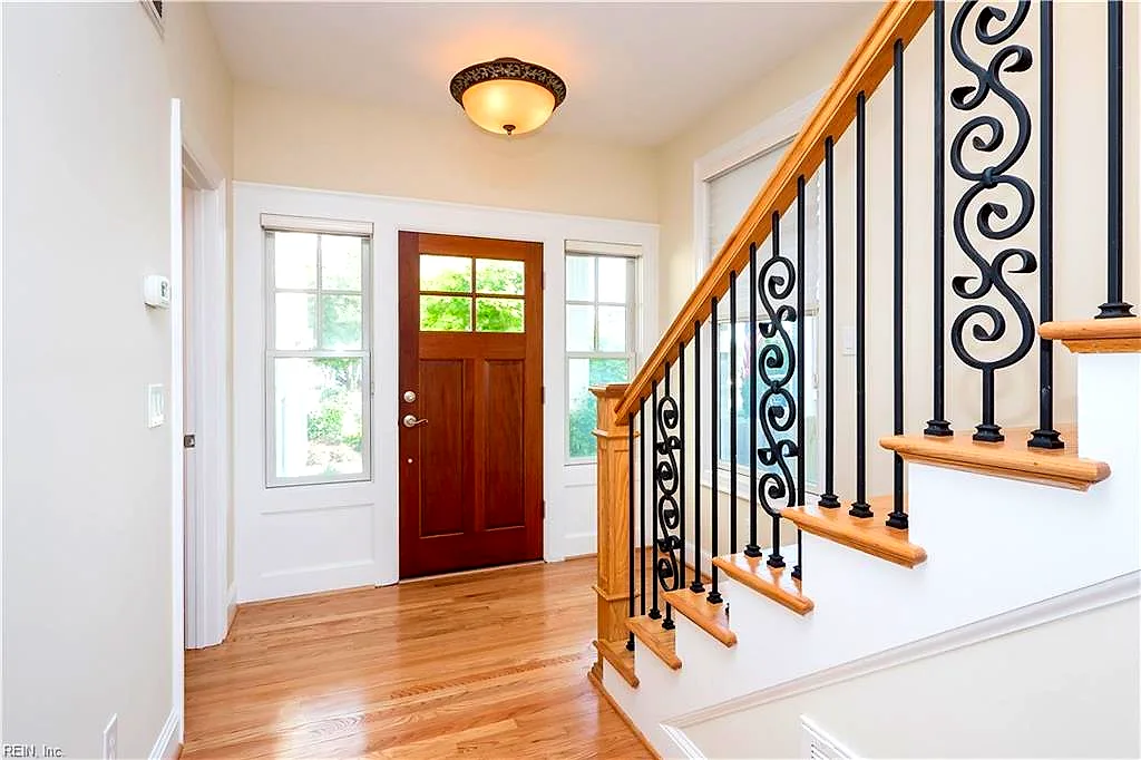 204 62nd St, Virginia Beach — photo