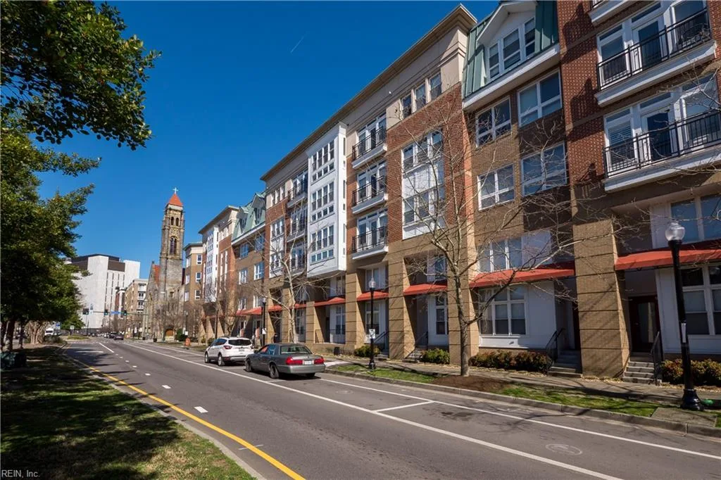 388 Boush ST #321, NORFOLK VA 23510