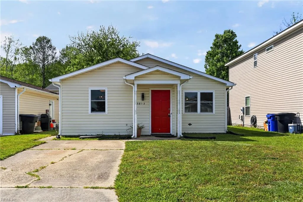 3812 Peach Orchard Cir, Portsmouth — photo