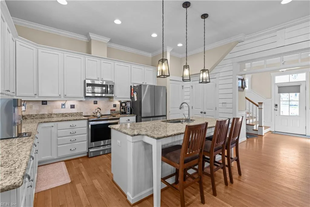 1844 Rockwood DR, CHESAPEAKE VA 23323