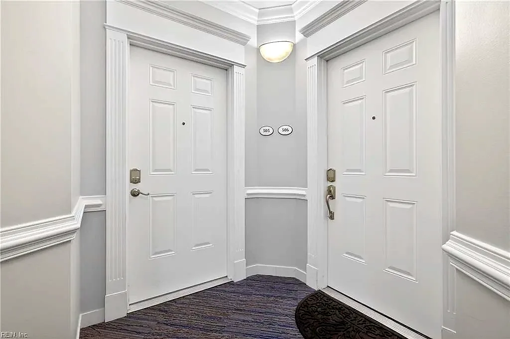 3800 Dupont Cir #505, Virginia Beach — photo