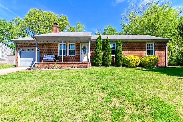 932 Bowling Green Trl, Chesapeake — photo