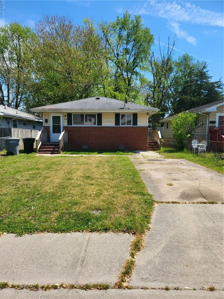 1820 Bay Ave, Hampton — photo