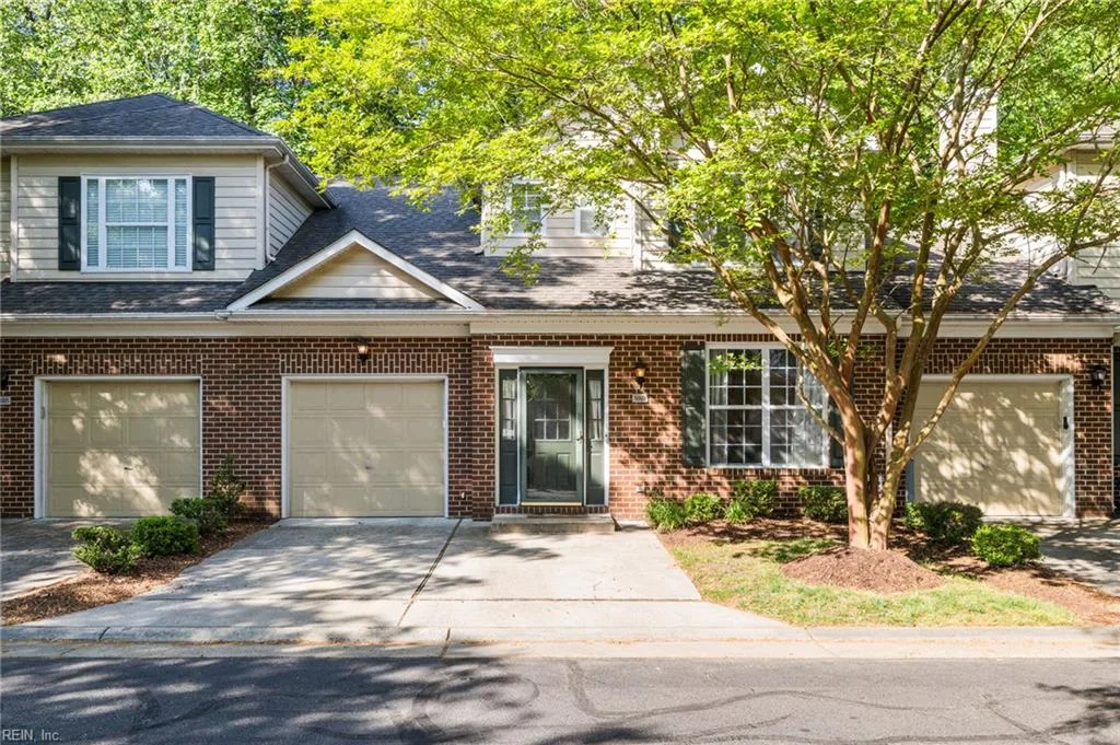 5889 Echingham DR, VIRGINIABEACH VA 23464