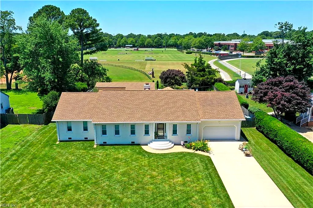 1740 Valhalla Arch, Virginia Beach — photo