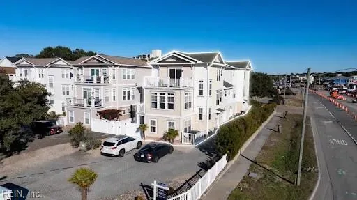 2300 Red Tide Rd, Virginia Beach — photo
