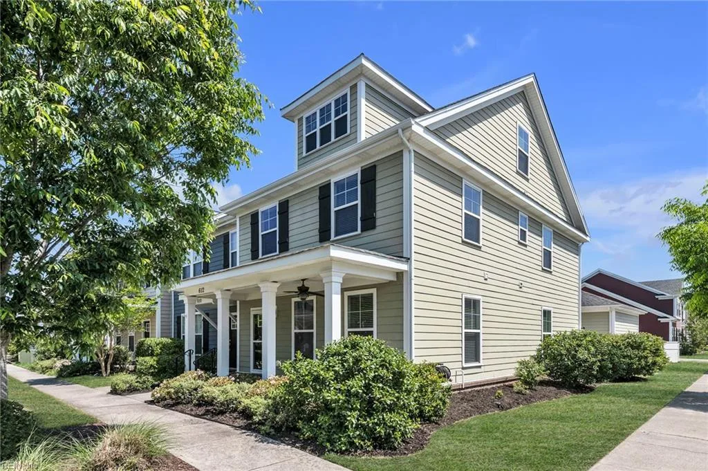 612 Towhee Lane LN, CHESAPEAKE VA 23323