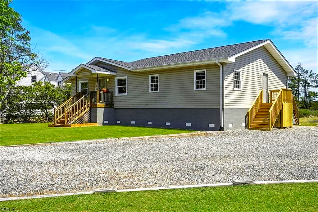 20 Freeman Dr, Poquoson — photo