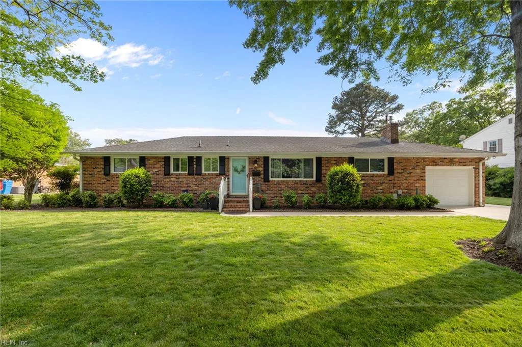 2333 Dodd DR, VIRGINIABEACH VA 23454
