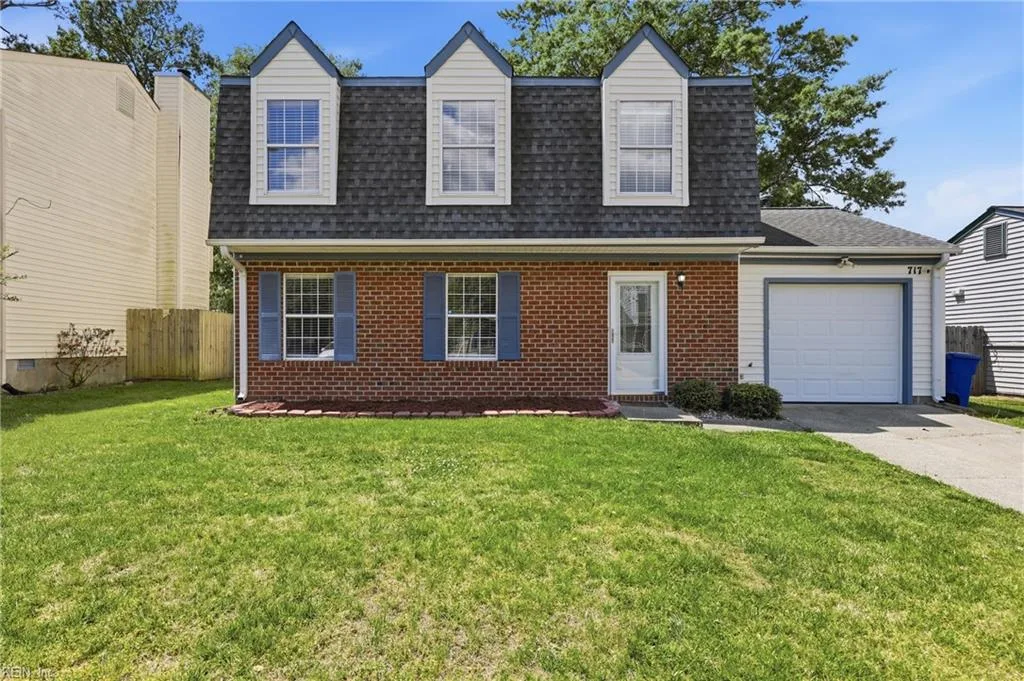 717 Mainsail DR, NEWPORTNEWS VA 23608