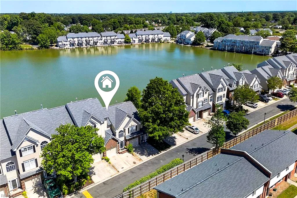 5404 Summer Cres, Virginia Beach — photo