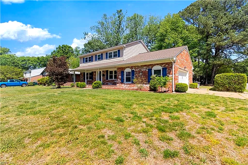 100 Horseshoe Lndg, Hampton — photo