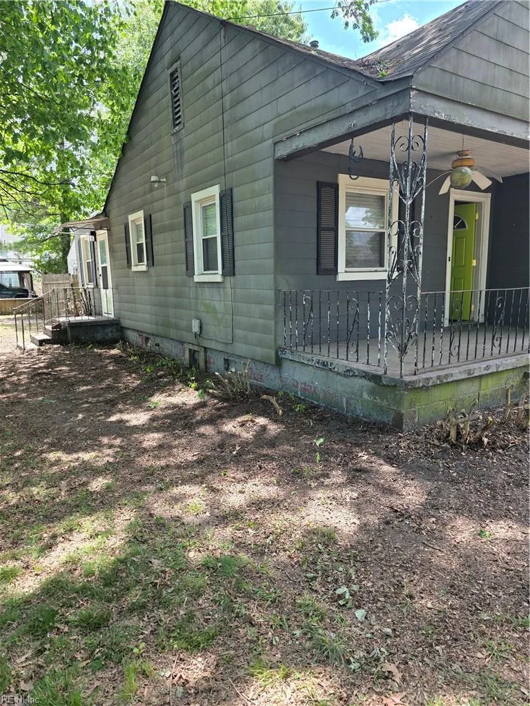 818 Hughes Ave, Chesapeake — photo
