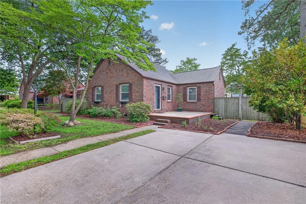 163 E Evans ST, NORFOLK VA 23503